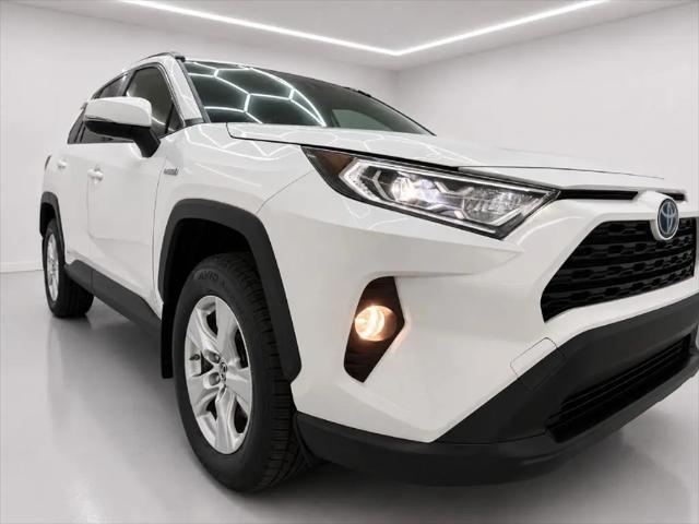 2019 Toyota RAV4 Hybrid XLE