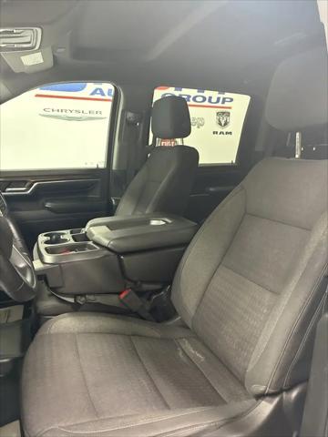 2024 Chevrolet Silverado 2500HD 4WD Crew Cab Long Bed LT
