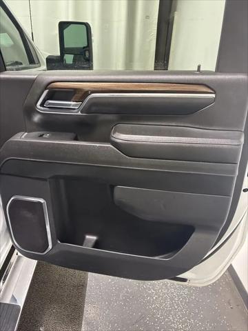 2024 Chevrolet Silverado 2500HD 4WD Crew Cab Long Bed LT