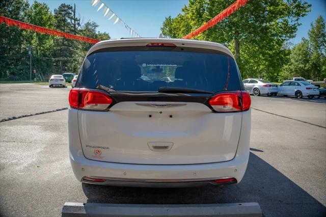2019 Chrysler Pacifica Touring L