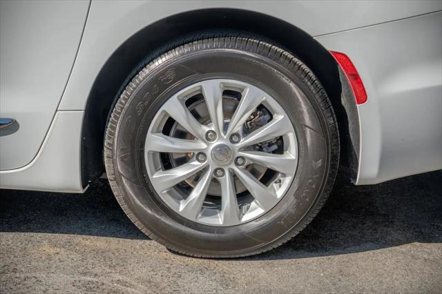 2019 Chrysler Pacifica Touring L