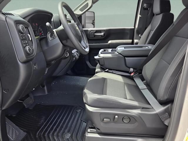 2026 Chevrolet Silverado 2500HD Crew Cab, Standard Bed, WT, 4WD