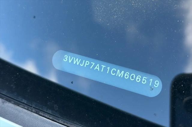 2012 Volkswagen Beetle 2.5L