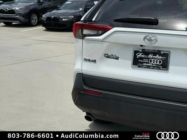 2025 Toyota RAV4 XLE Premium