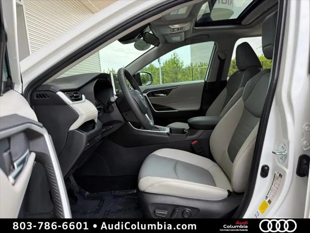 2025 Toyota RAV4 XLE Premium