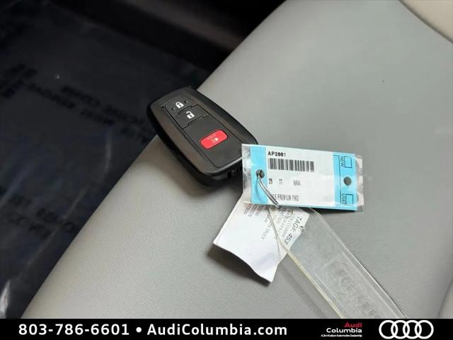 2025 Toyota RAV4 XLE Premium