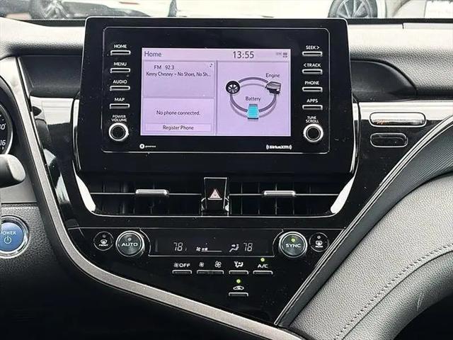 2024 Toyota Camry LE