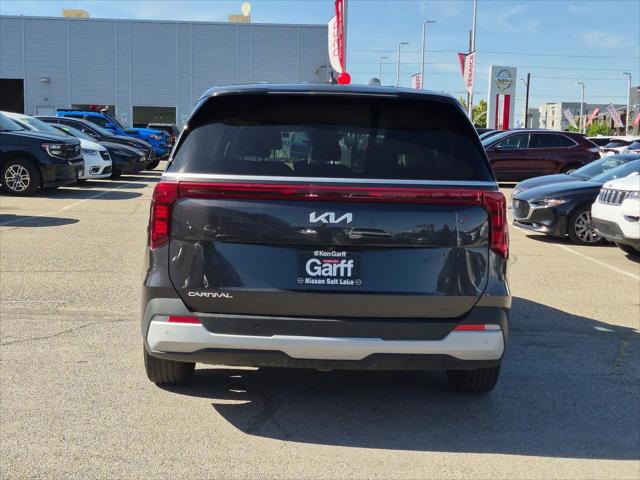 2025 Kia Carnival MPV LXS