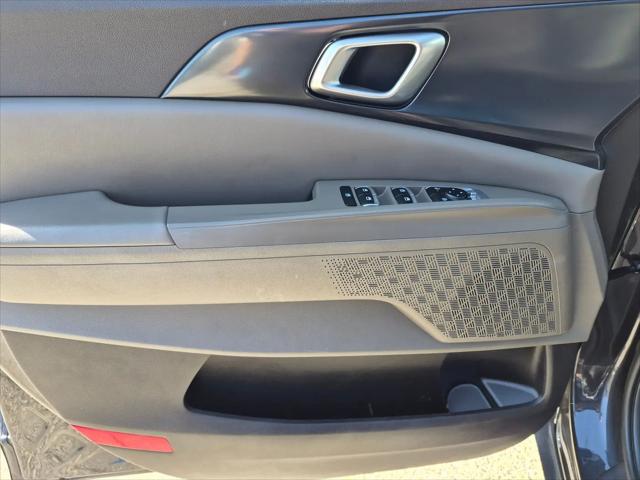 2025 Kia Carnival MPV LXS