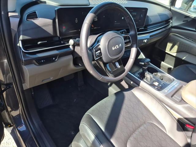 2025 Kia Carnival MPV LXS