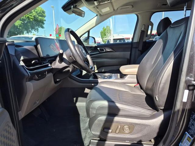2025 Kia Carnival MPV LXS