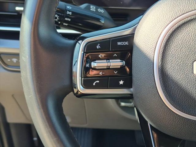 2025 Kia Carnival MPV LXS