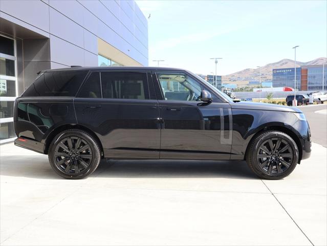 2026 Land Rover Range Rover P400 SE 7 Seat