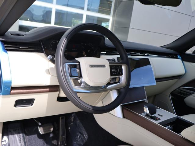 2026 Land Rover Range Rover P400 SE 7 Seat