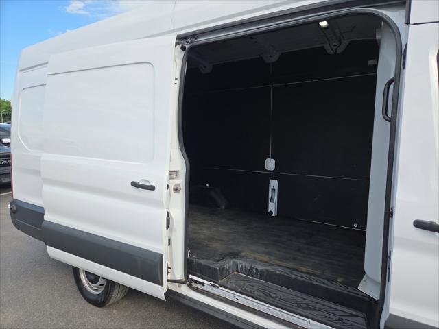 2025 Ford Transit Cargo Van T-250 148" EL Hi Rf 9070 GVWR RWD