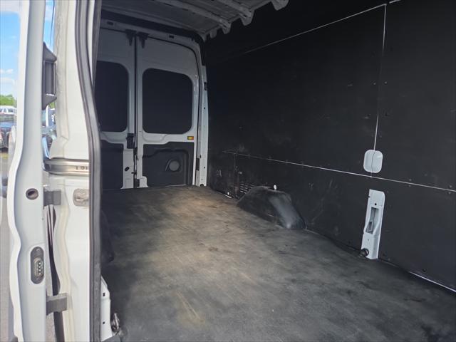 2025 Ford Transit Cargo Van T-250 148" EL Hi Rf 9070 GVWR RWD