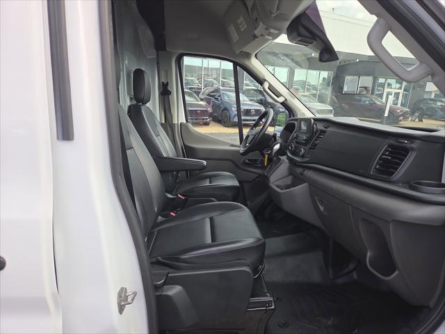 2025 Ford Transit Cargo Van T-250 148" EL Hi Rf 9070 GVWR RWD