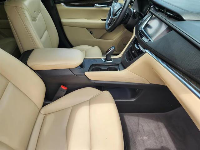 2018 Cadillac XT5 Standard