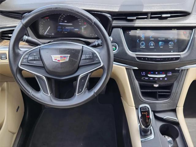 2018 Cadillac XT5 Standard