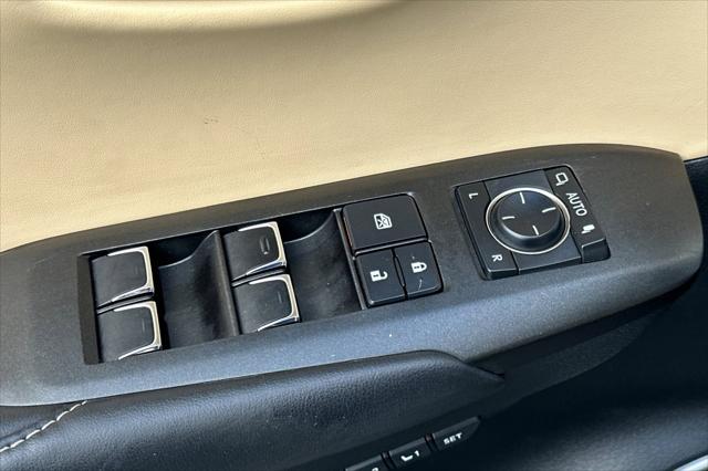 2021 Lexus NX 300 300