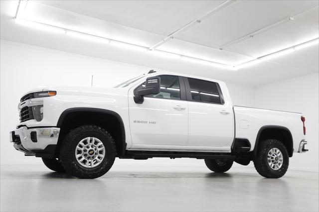 2025 Chevrolet Silverado 2500HD 4WD Crew Cab Standard Bed LT