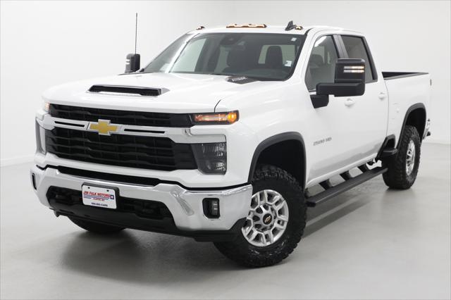 2025 Chevrolet Silverado 2500HD 4WD Crew Cab Standard Bed LT