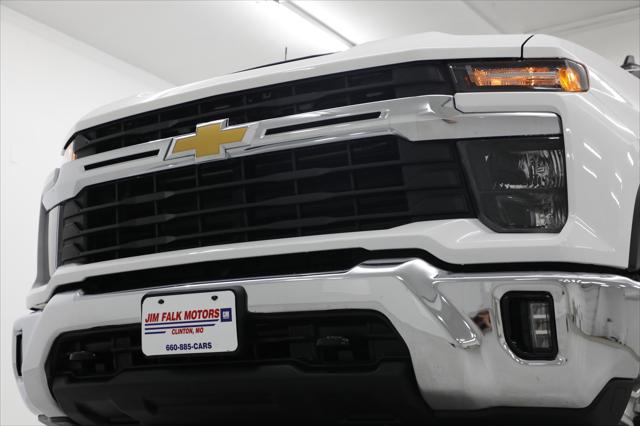 2025 Chevrolet Silverado 2500HD 4WD Crew Cab Standard Bed LT