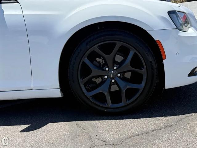 2021 Chrysler 300 300S