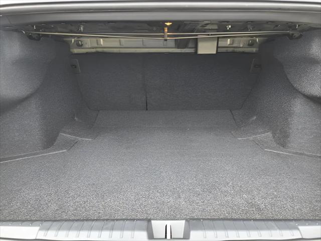 2022 Subaru Legacy 2.5i