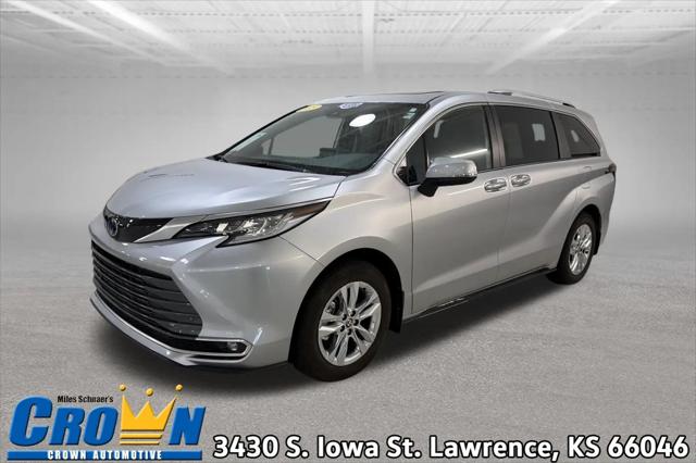 2025 Toyota Sienna Limited for sale in Lawrence, KS