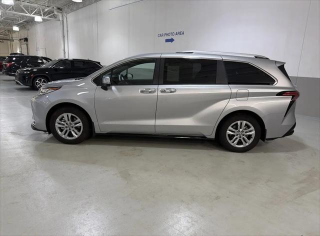 2025 Toyota Sienna Limited