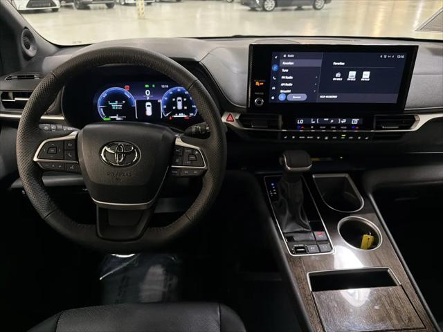 2025 Toyota Sienna Limited