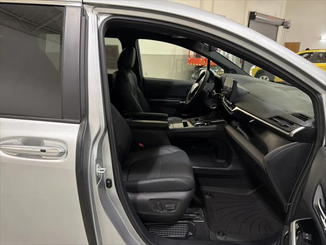 2025 Toyota Sienna Limited