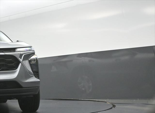 2026 Chevrolet Trax FWD LS