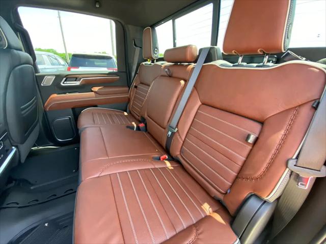 2026 GMC Sierra 2500HD Crew Cab, Standard Bed, Denali Ultimate, 4WD