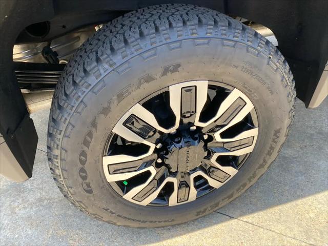 2026 GMC Sierra 2500HD Crew Cab, Standard Bed, Denali Ultimate, 4WD