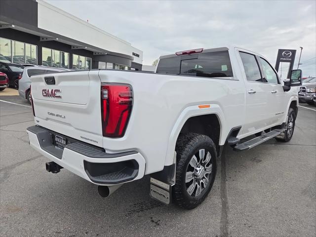2025 GMC Sierra 3500HD 4WD Crew Cab Standard Bed Denali