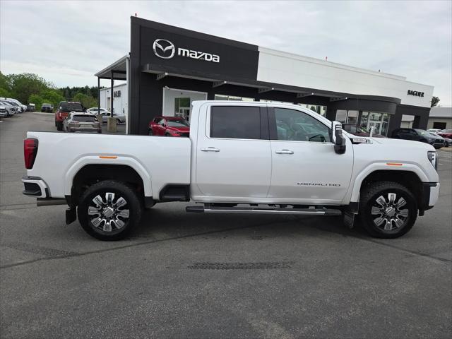 2025 GMC Sierra 3500HD 4WD Crew Cab Standard Bed Denali