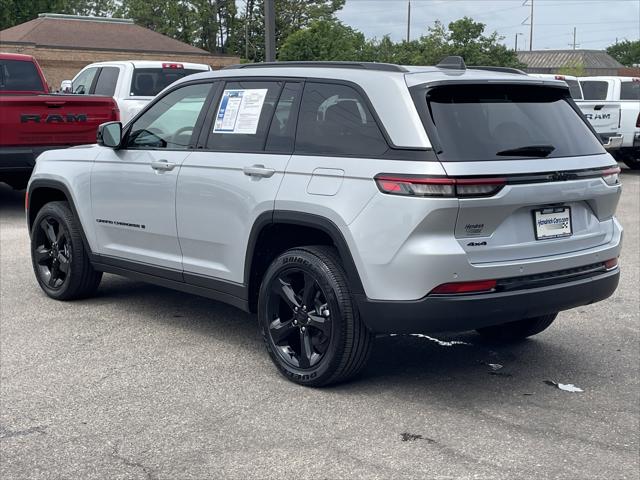 2025 Jeep Grand Cherokee Altitude 4x4