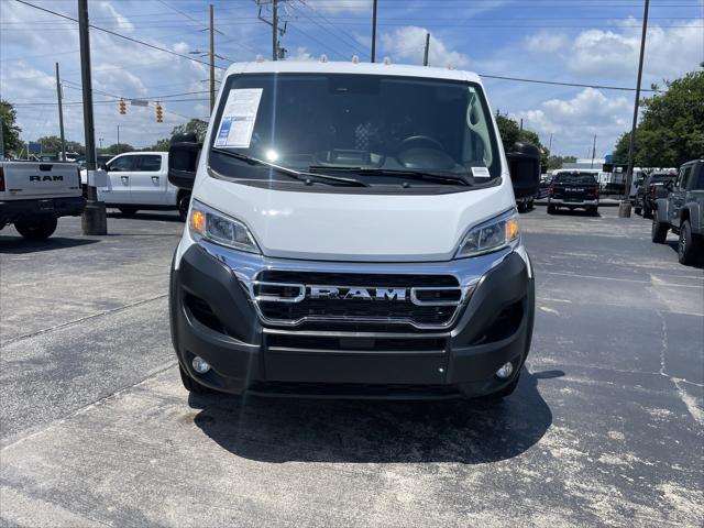 2025 Ram ProMaster 2500 Cargo Van Tradesman Low Roof 136" WB w/Pass Seat