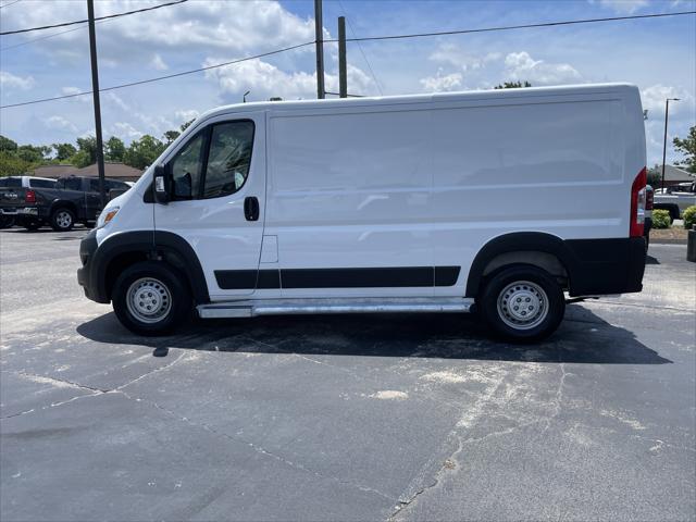 2025 Ram ProMaster 2500 Cargo Van Tradesman Low Roof 136" WB w/Pass Seat