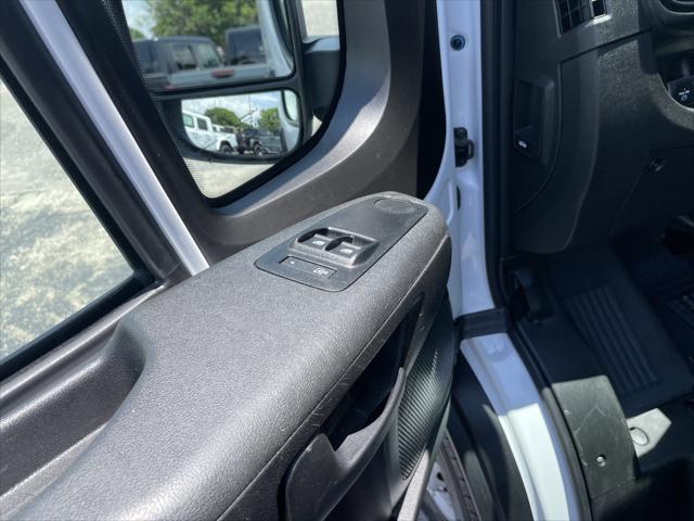 2025 Ram ProMaster 2500 Cargo Van Tradesman Low Roof 136" WB w/Pass Seat