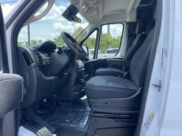2025 Ram ProMaster 2500 Cargo Van Tradesman Low Roof 136" WB w/Pass Seat
