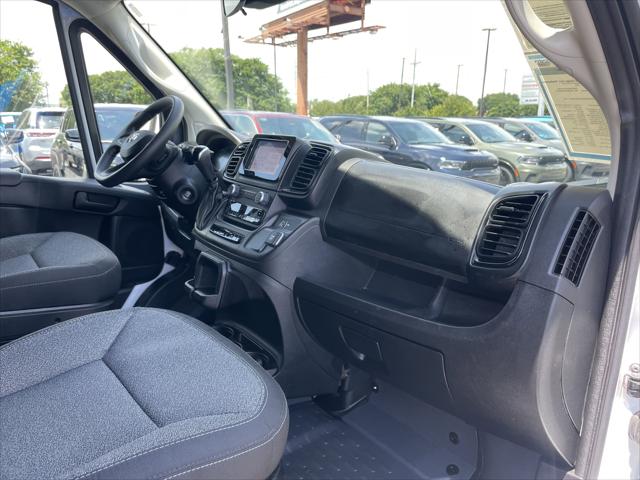 2025 Ram ProMaster 2500 Cargo Van Tradesman Low Roof 136" WB w/Pass Seat