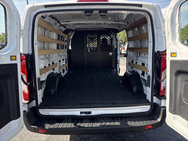 2025 Ford Transit Cargo Van Unknown