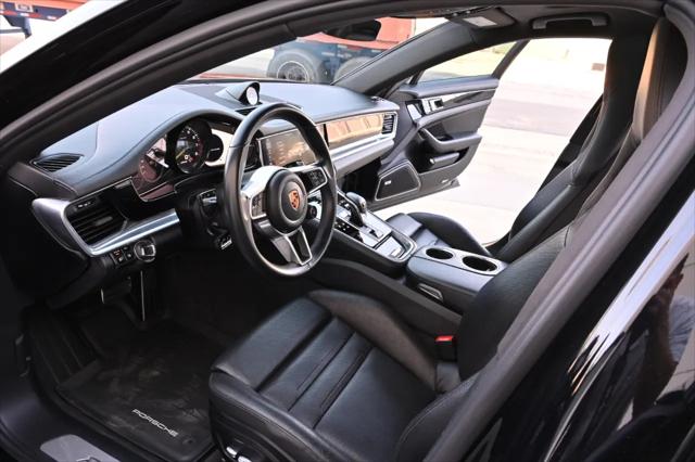 2018 Porsche Panamera E-Hybrid 4