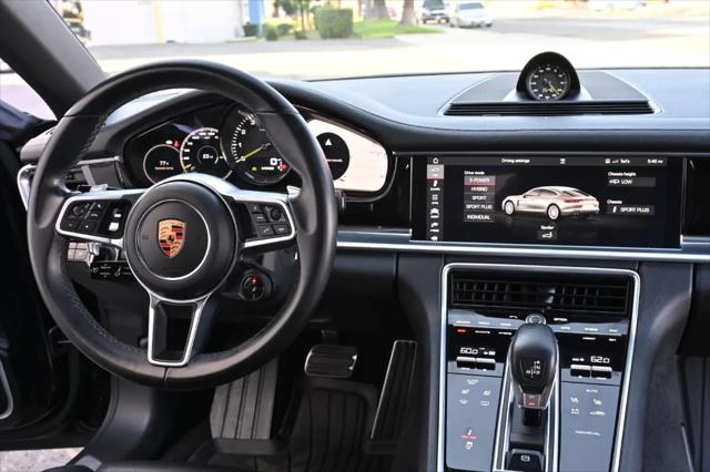 2018 Porsche Panamera E-Hybrid 4