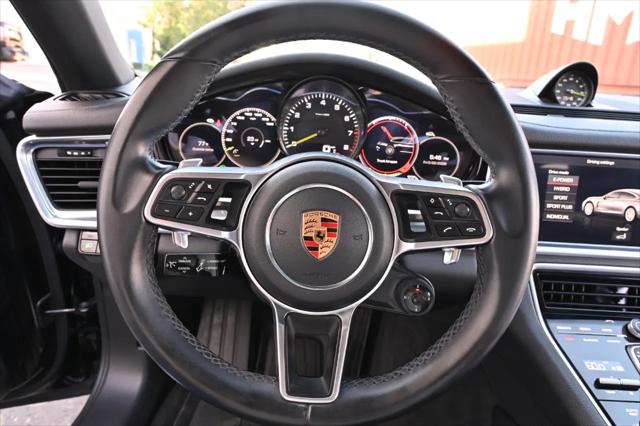 2018 Porsche Panamera E-Hybrid 4