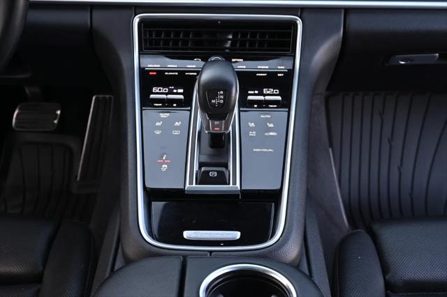 2018 Porsche Panamera E-Hybrid 4