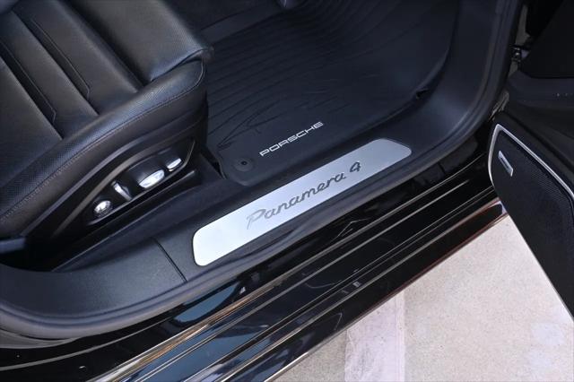 2018 Porsche Panamera E-Hybrid 4